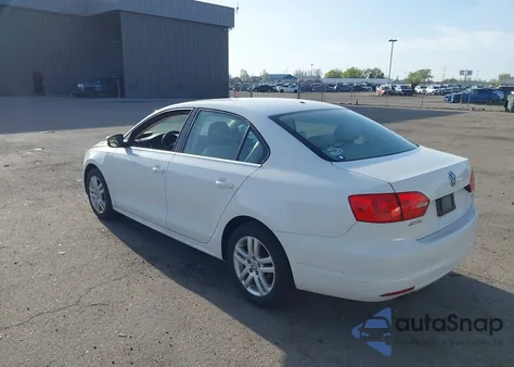 2013 Volkswagen Jetta 2.5L Se z USA, uszkodzony, nr VIN 3VWDX7AJ9DM384700